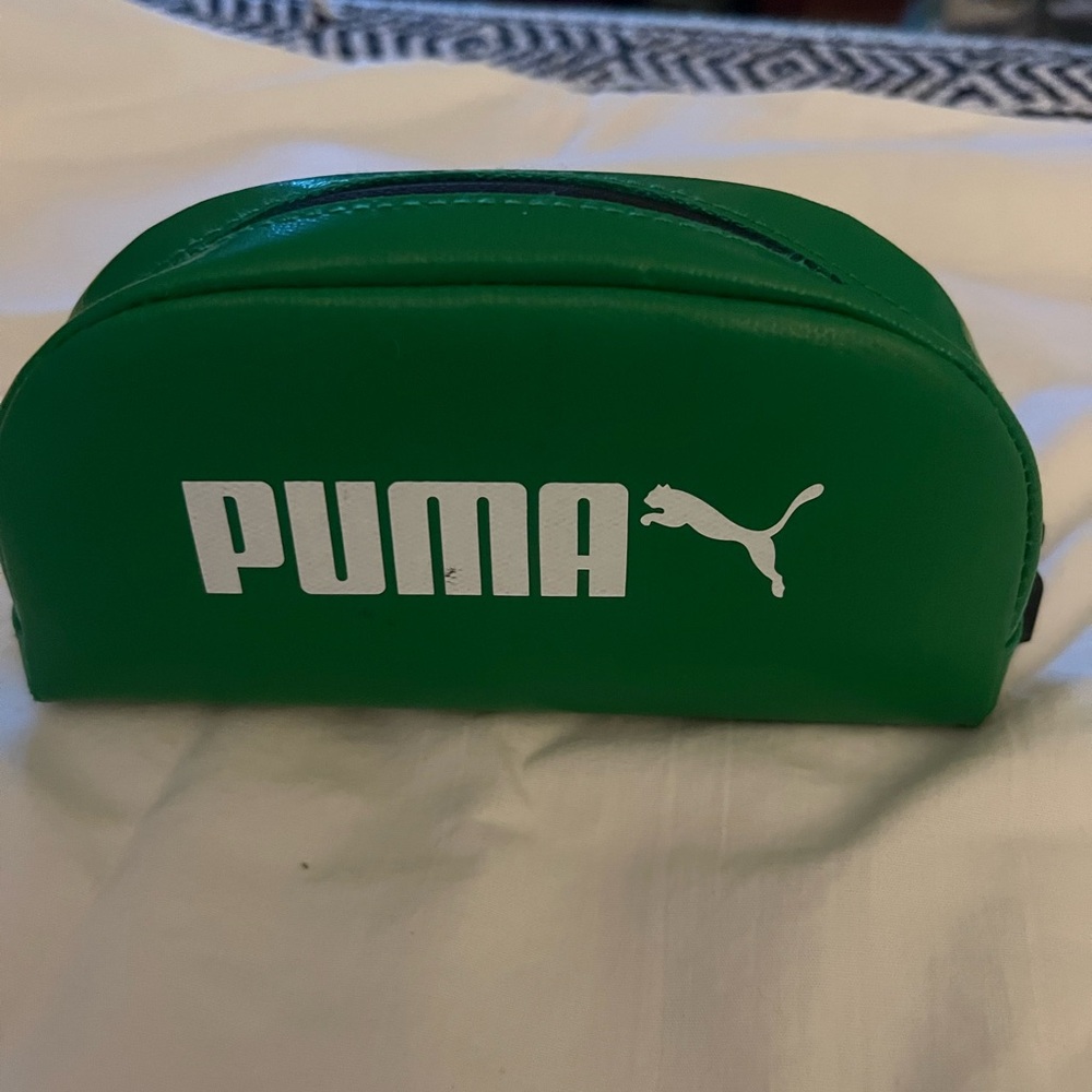 Case only Puma zippered case  No glasses - Picture 2 of 8